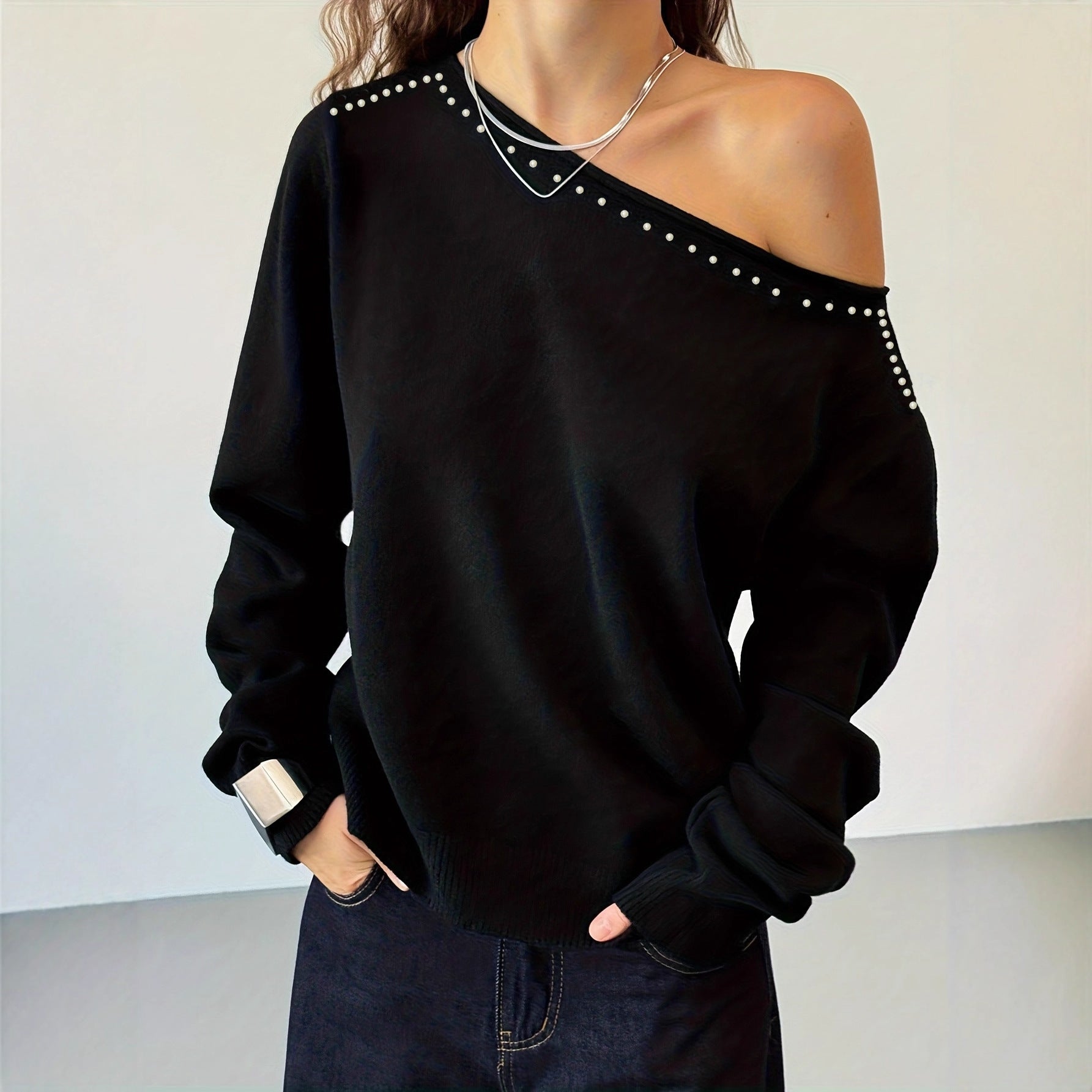  Rivet-Embellished Slanted Shoulders And Long Sleeves